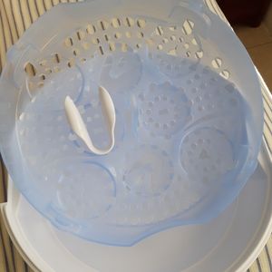 Baby bottles sterilizer